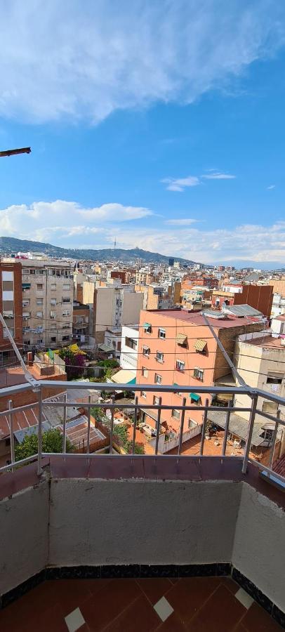 Habitaciones Camp Nou Apartment Оспиталет-де-Льобрегат Экстерьер фото